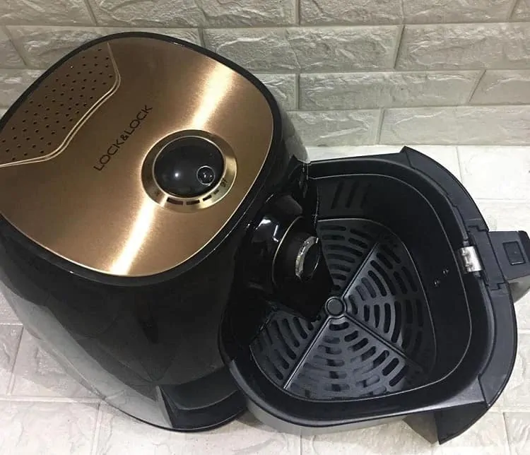 Cấu tạo bên trong và bên ngoài của nồi chiên không dầu 17 Nồi chiên không dầu và các bộ phận bên trong