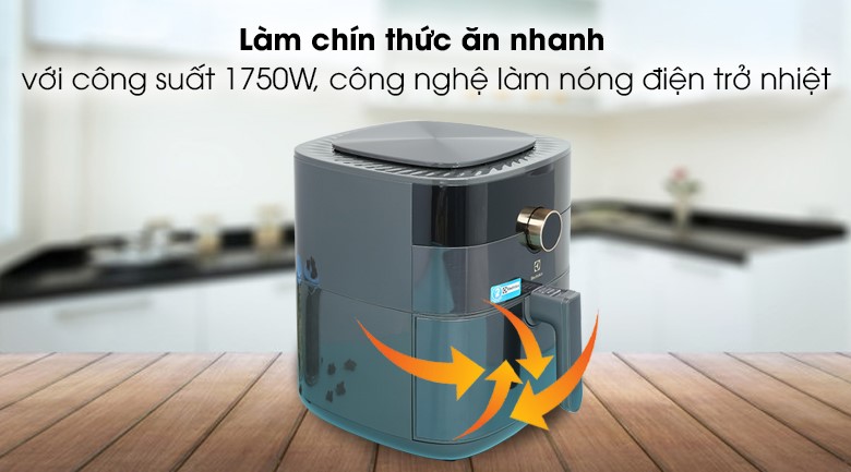 Review nồi chiên không dầu electrolux e6af1-520k