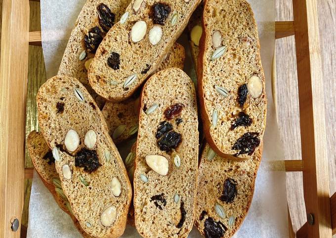 làm bánh biscotti bằng nồi chiên không dầu 5