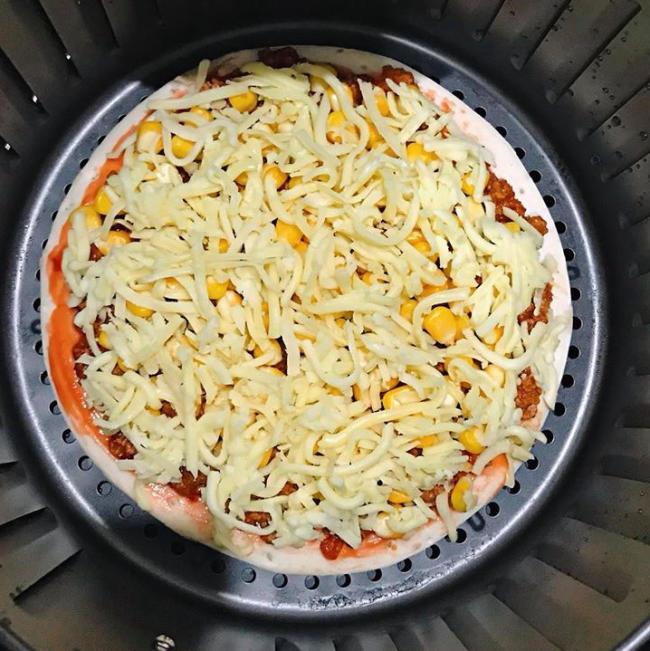 Cách làm pizza bằng nồi chiên không dầu